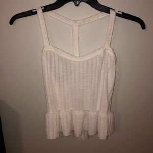 Vestique Cropped Top